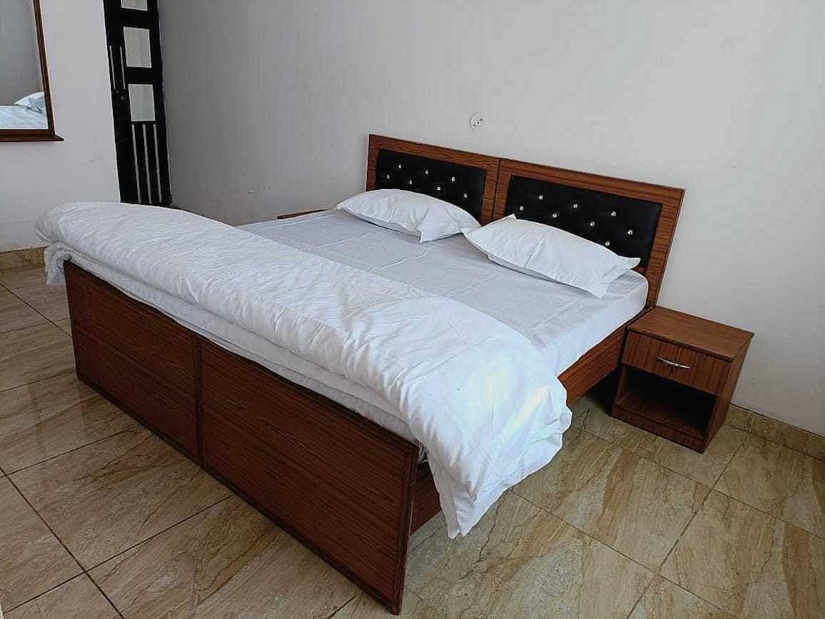 Pop New Hotel Hometown Dadri Exterior photo