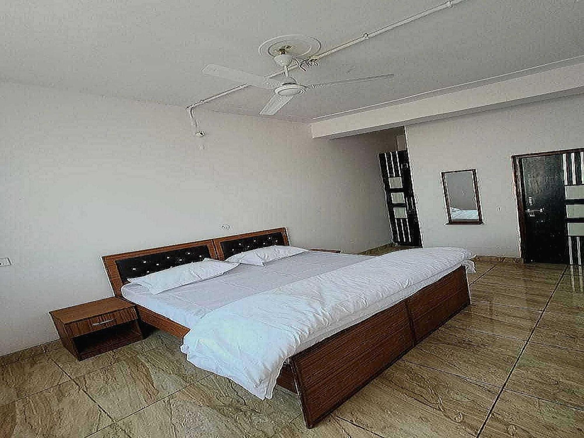 Pop New Hotel Hometown Dadri Exterior photo